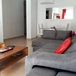Lovely New W/ Pool Appartement