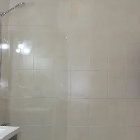 Lovely New W/ Pool *