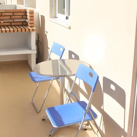 Apartamento Lovely New W/ Pool Albufeira