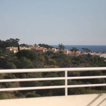 Apartamento Lovely New W/ Pool Albufeira