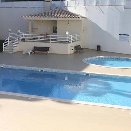 Lovely New W/ Pool *