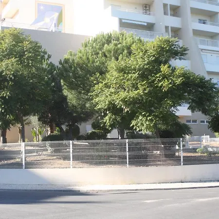 Lovely New W/ Pool Daire *