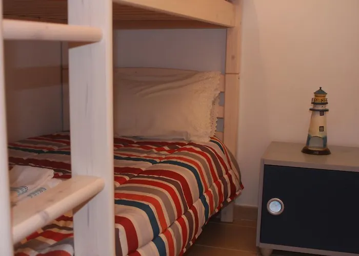 Lovely New W/ Pool Apartment *