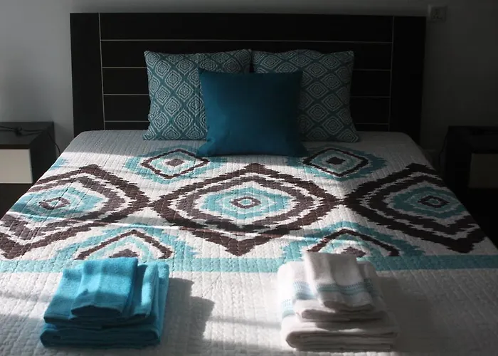 Lovely New W/ Pool Albufeira