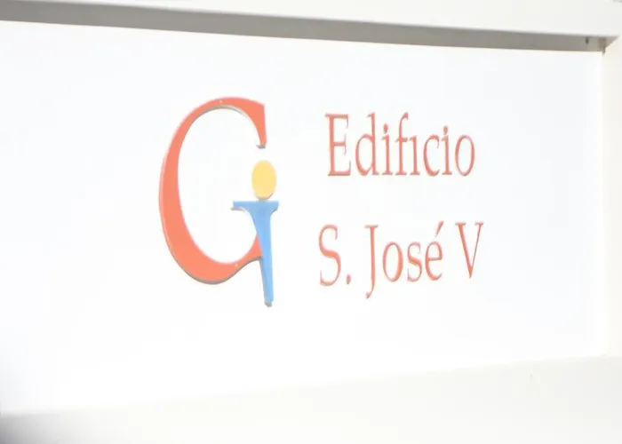 Lovely New W/ Pool Albufeira